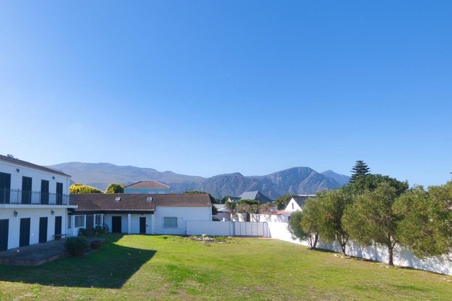 3 Bedroom Property for Sale in Eastcliff Western Cape